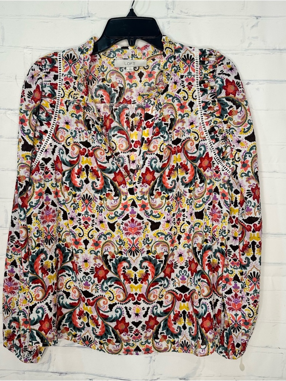 Women’s Loft Size Medium Multi Color Long‎ Sleeve Top